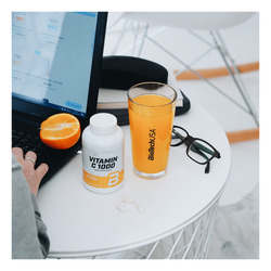 Vitamin C 1000 250 tabletas - imagen oficial BioTechUSA